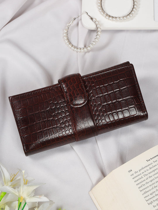 Leathers 2 Fold Women's Wallet