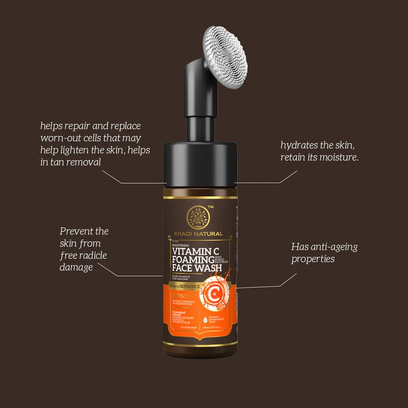 Vitamin C Foaming Face Wash With In-Built Brush - 150ml